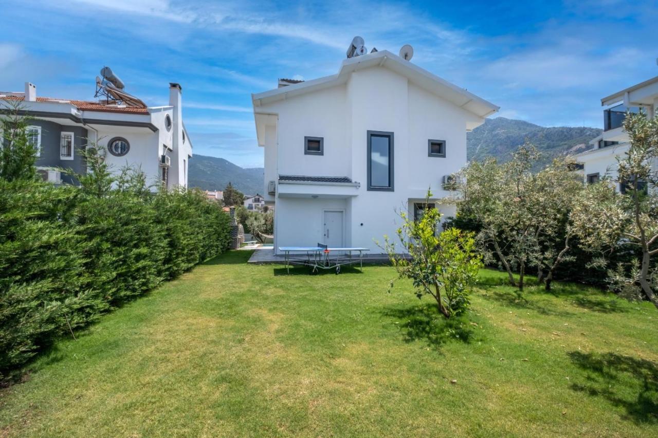 Villa Modern Chic 4-bedroom With Private Pool And Garden In Hisaronu *