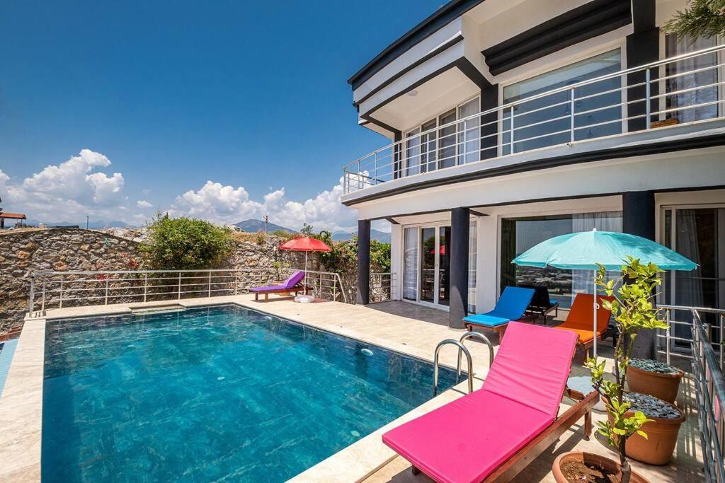 Villa Sessiz Sakin Manzarali Sauna Ve Jakuzili,muestakil Havuzlu *