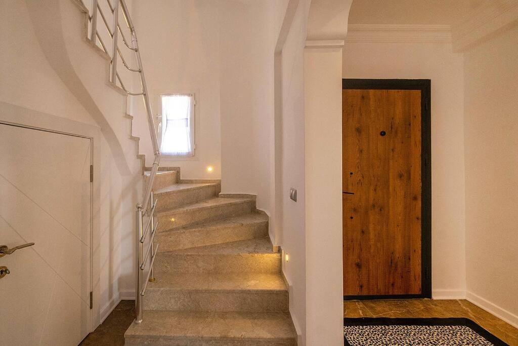 Sessiz Sakin Manzarali Sauna Ve Jakuzili,muestakil Havuzlu Villa *