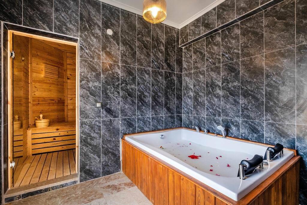 Sessiz Sakin Manzarali Sauna Ve Jakuzili,muestakil Havuzlu Fethiye