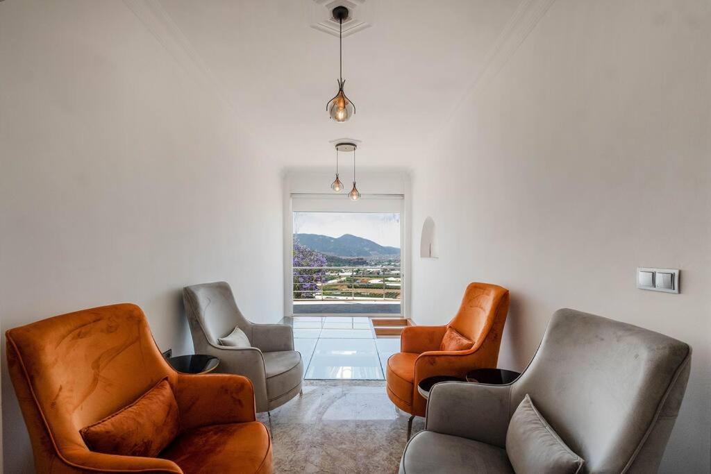 Villa Sessiz Sakin Manzarali Sauna Ve Jakuzili,muestakil Havuzlu *