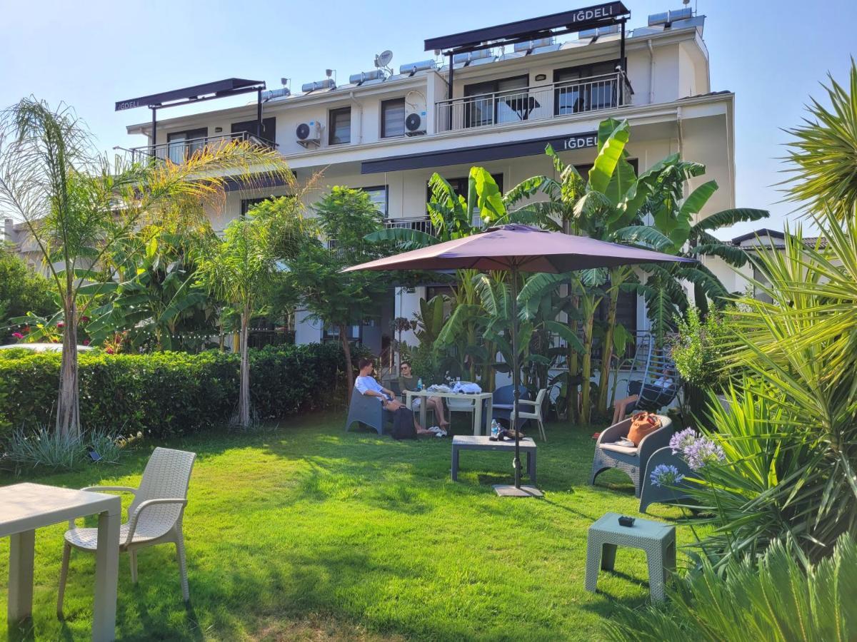 Igdeli Aparts Aparthotel