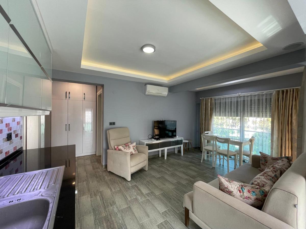 X Aparthotel