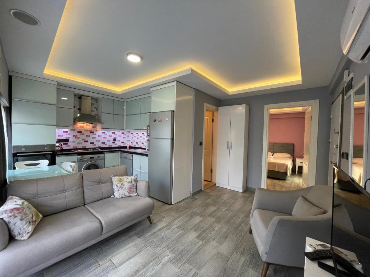 X Aparthotel