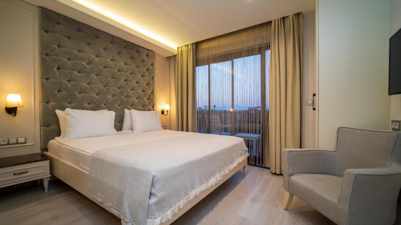 Hotel Rooms365 *