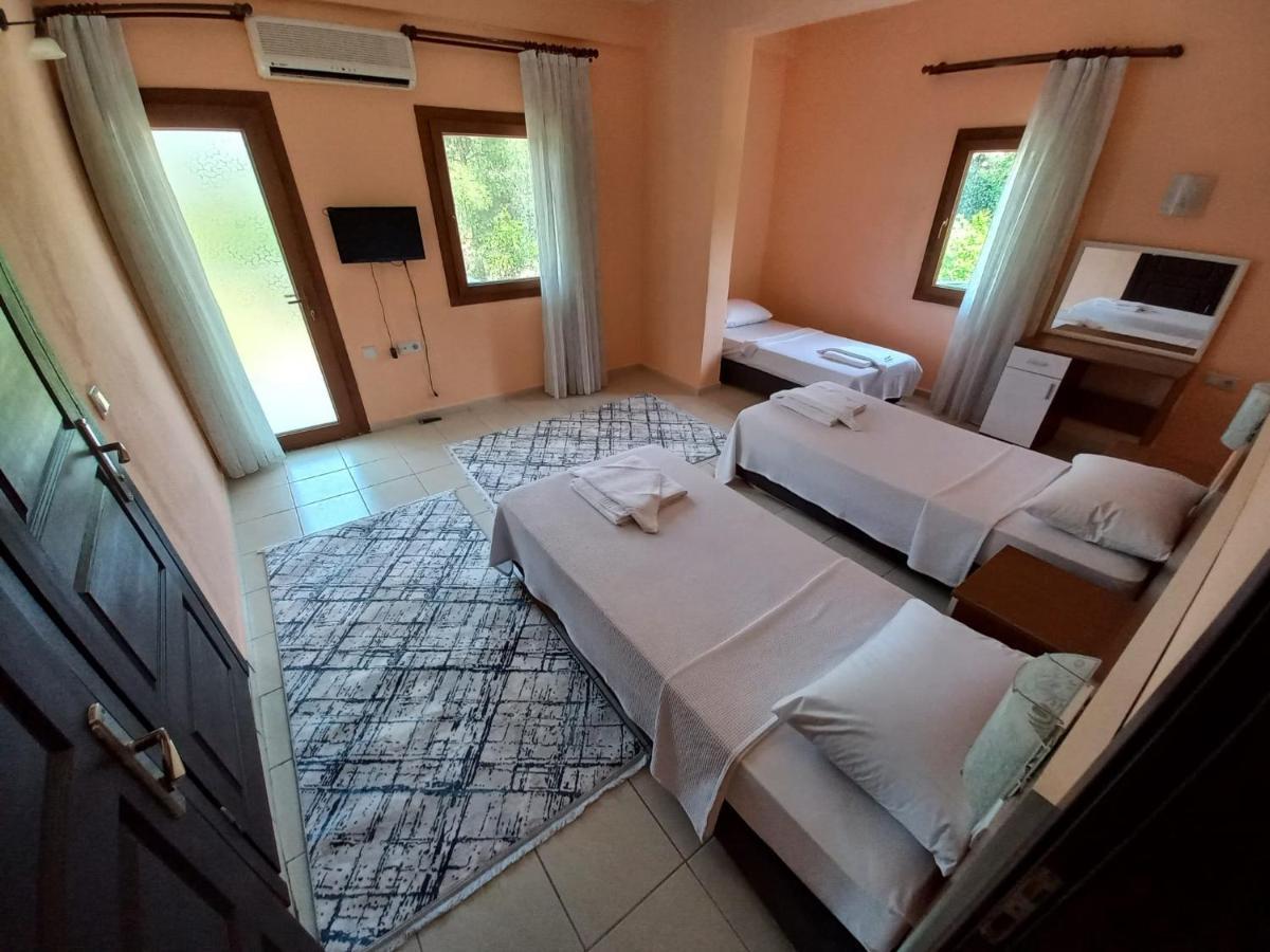 Hotel Farmside *