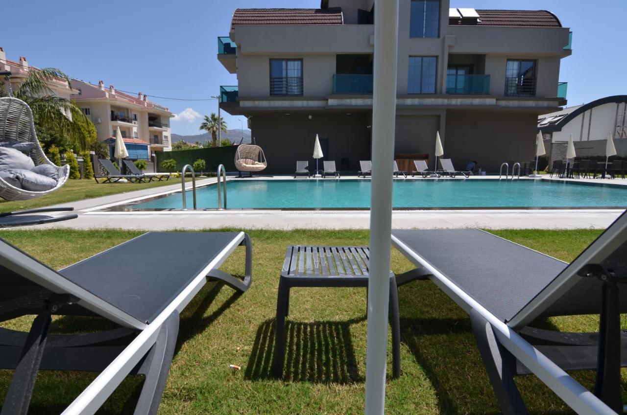 Mykonut Erna Aparthotel