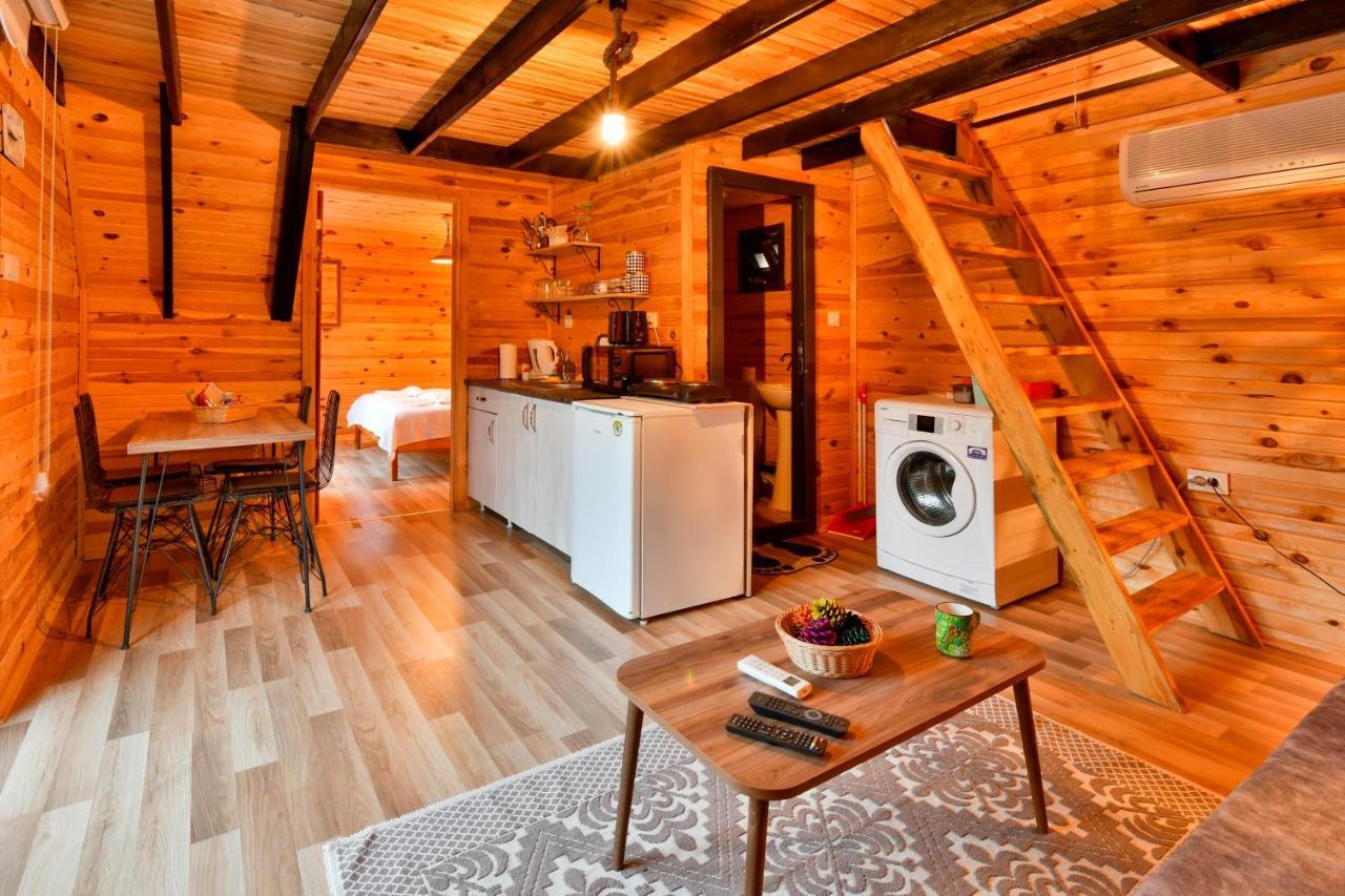 Tiny Smurf Chalet