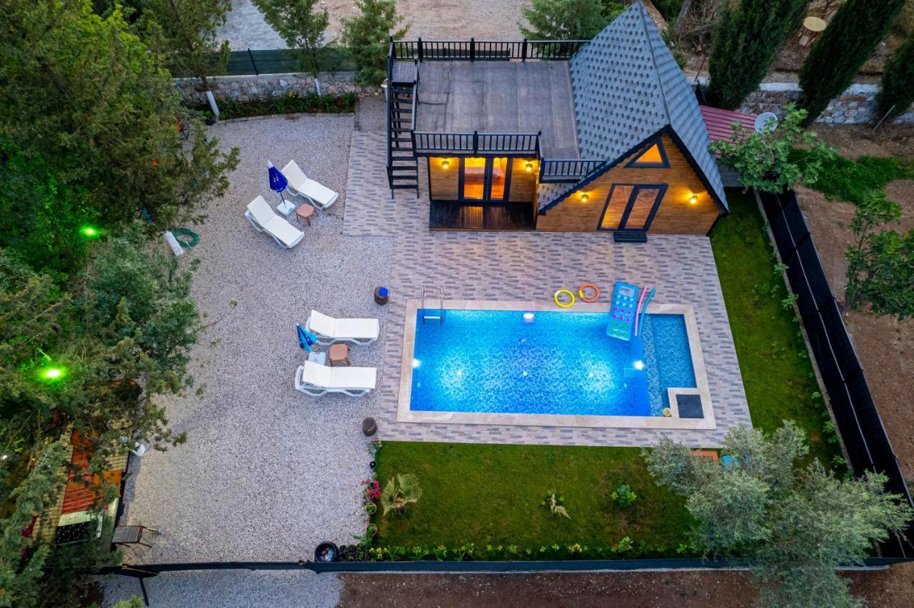 Tiny Smurf Chalet Fethiye