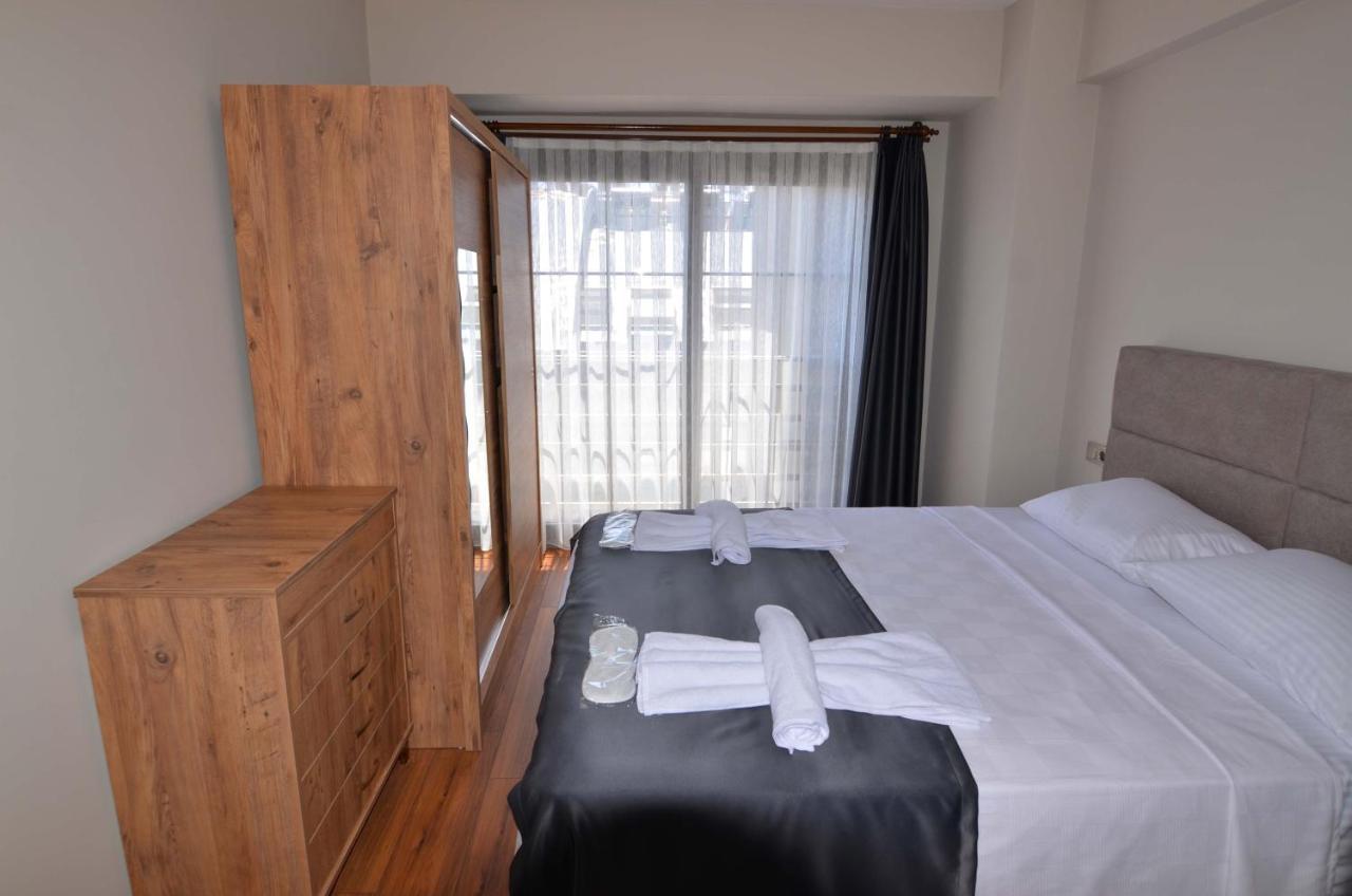 Mykonut Erna Aparthotel