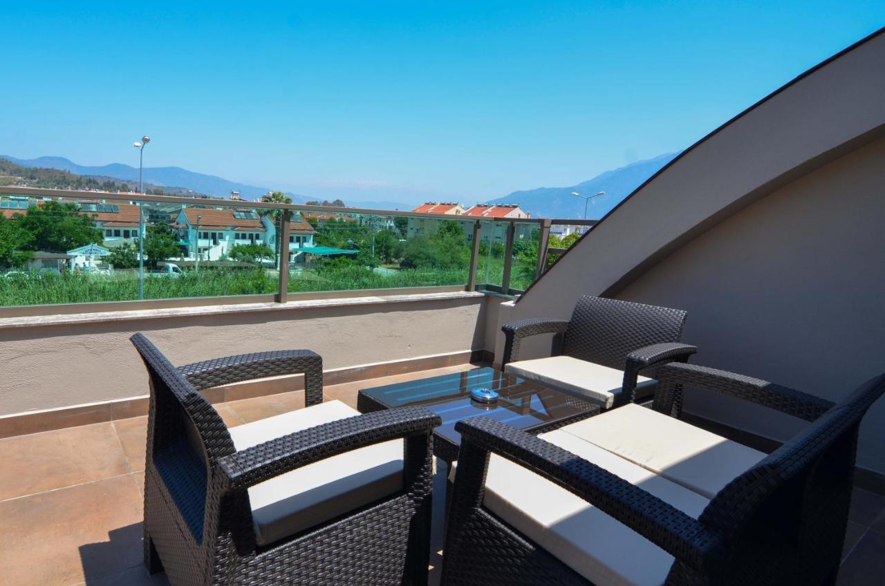 Mykonut Erna Aparthotel