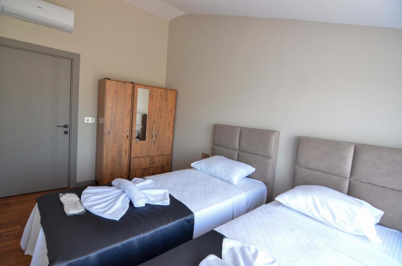 Mykonut Erna Aparthotel *