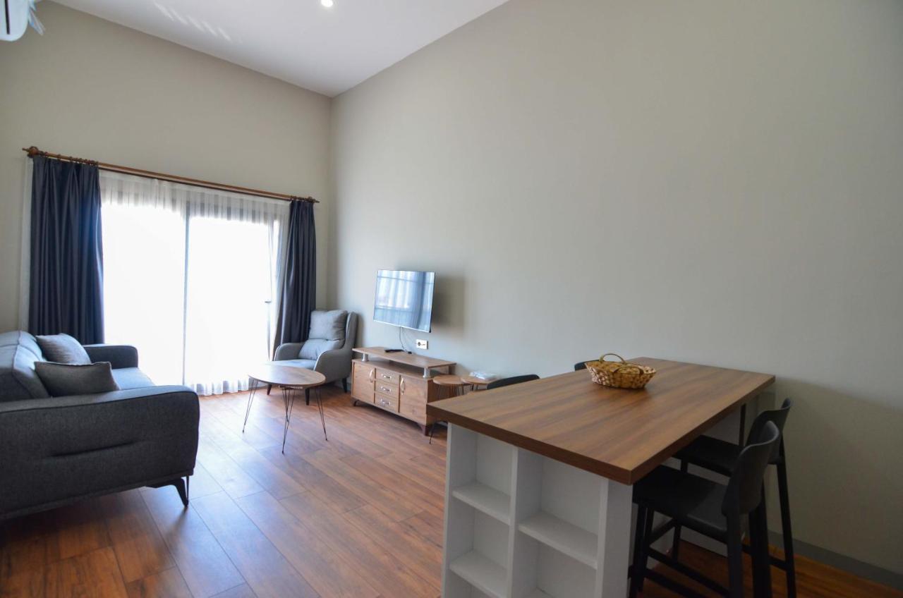 Aparthotel Mykonut Erna *