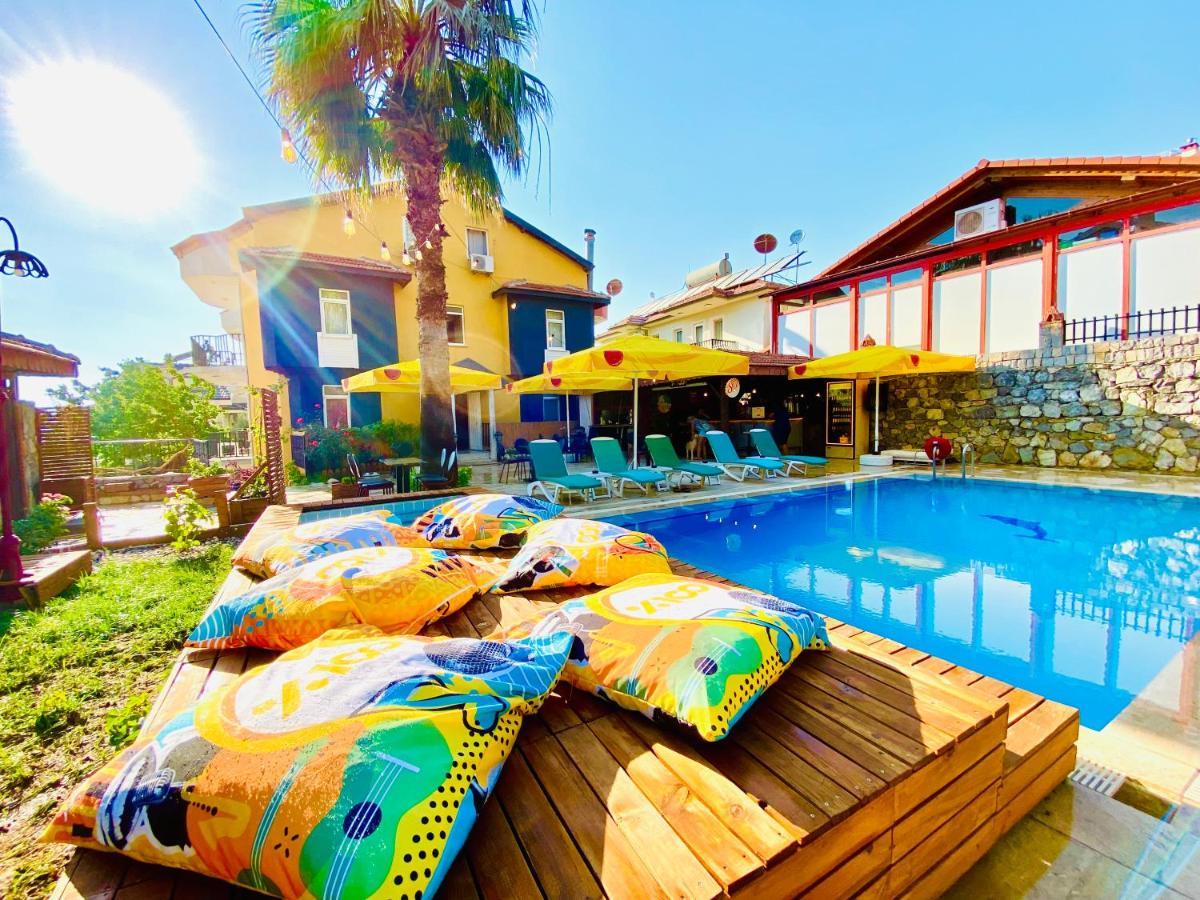 Lena Boutique Aparthotel *