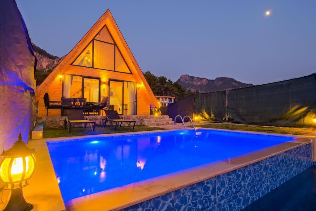 Villa Yildizlararasi