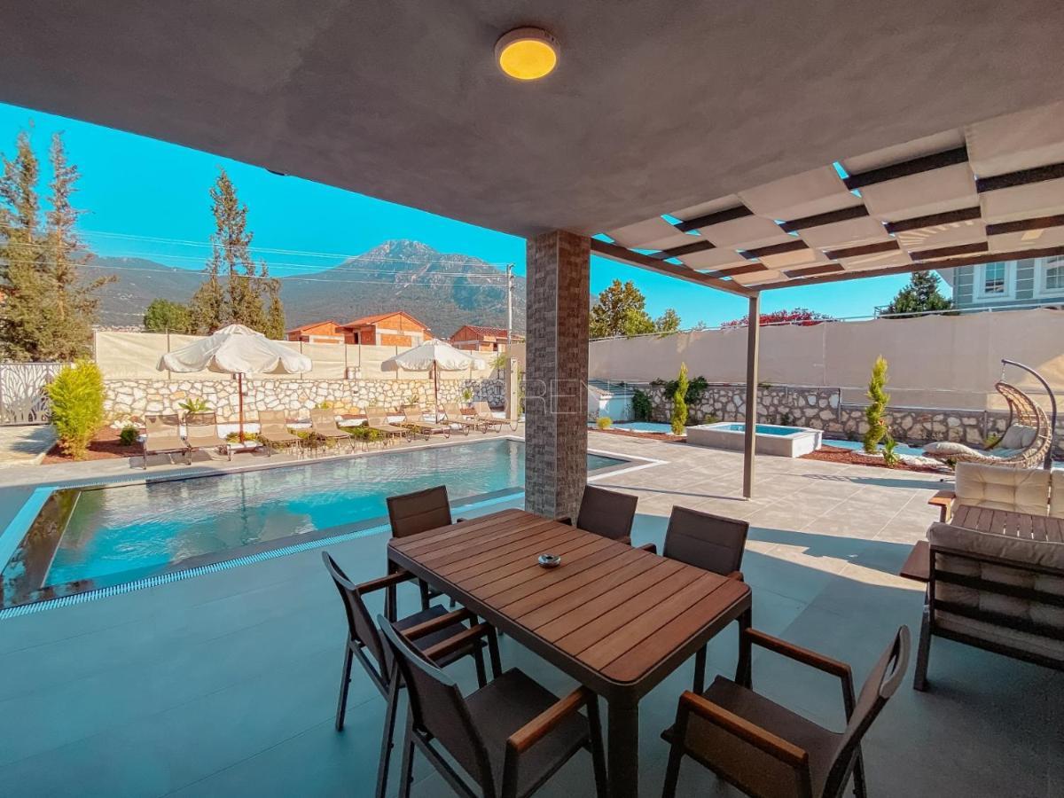 Ata1 Villa