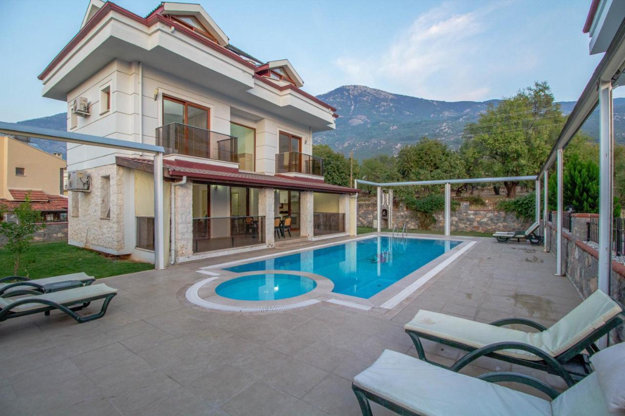 Zehra Fethiye