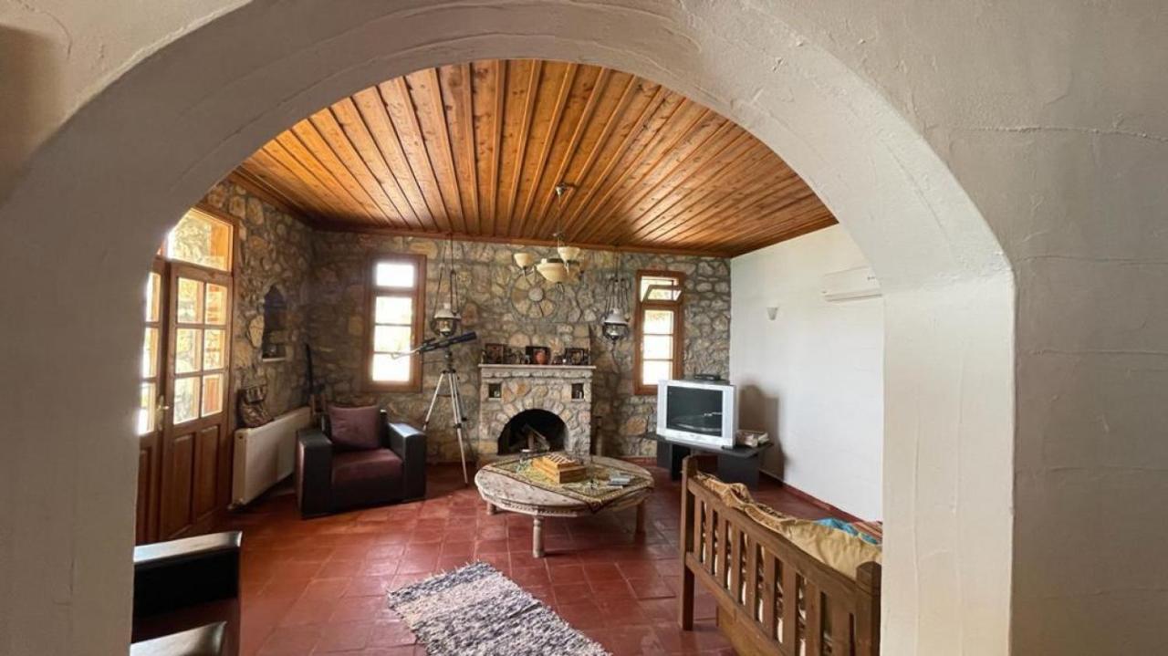 Villa With Pool 15 Min To Bay In Faralya,