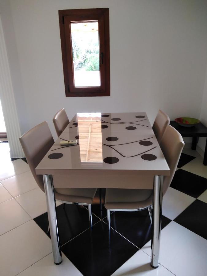 Villa Calis 2