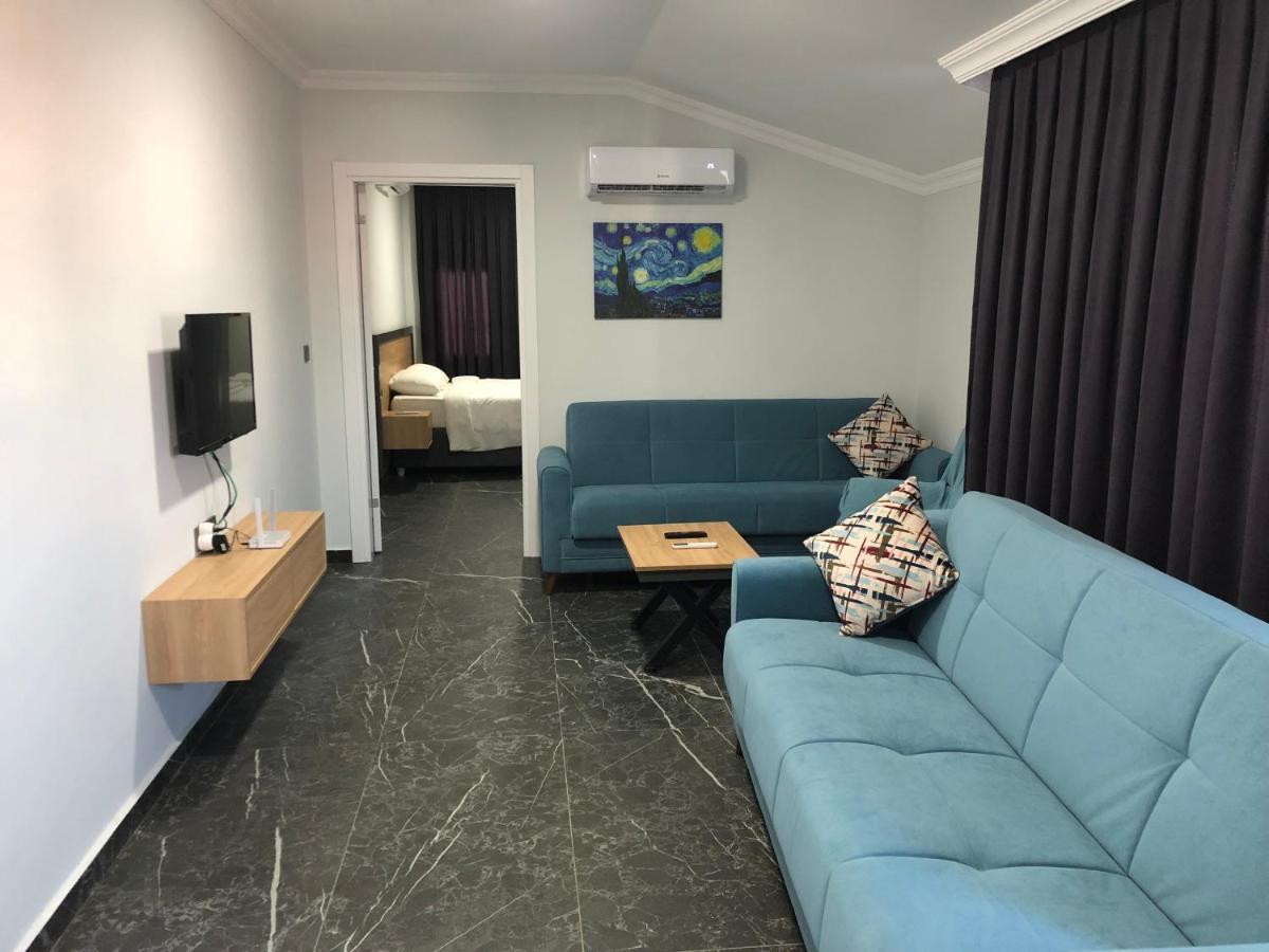 Sofya Aparthotel
