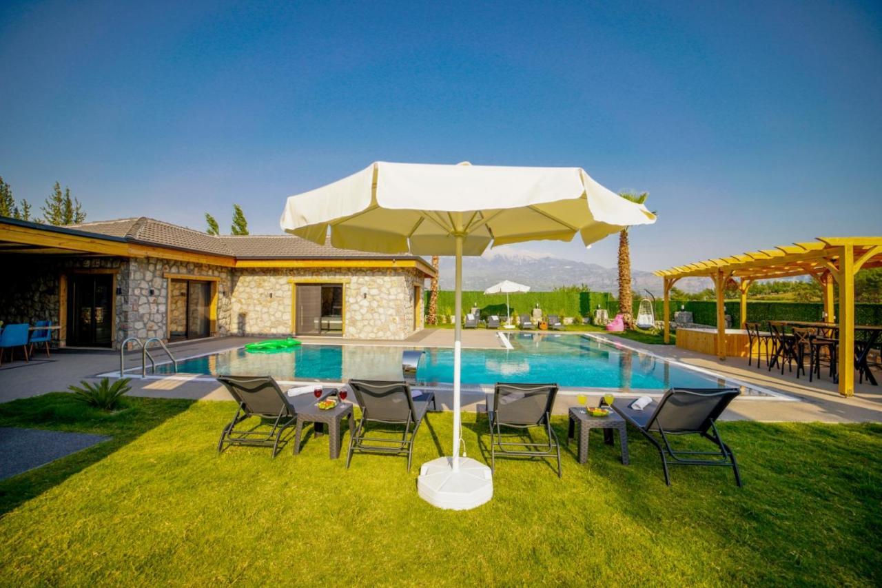 Diamond Villa