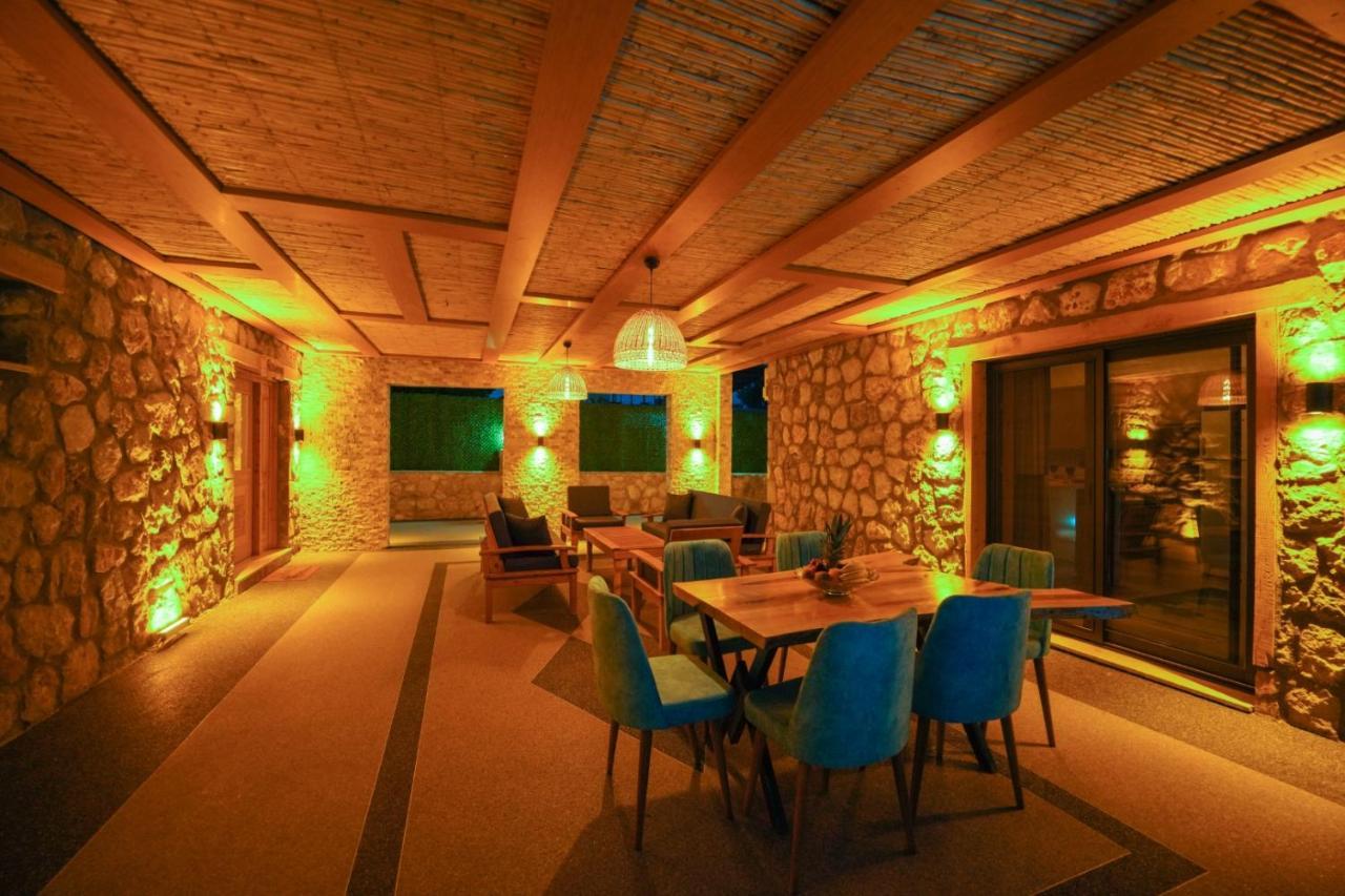 Diamond Villa