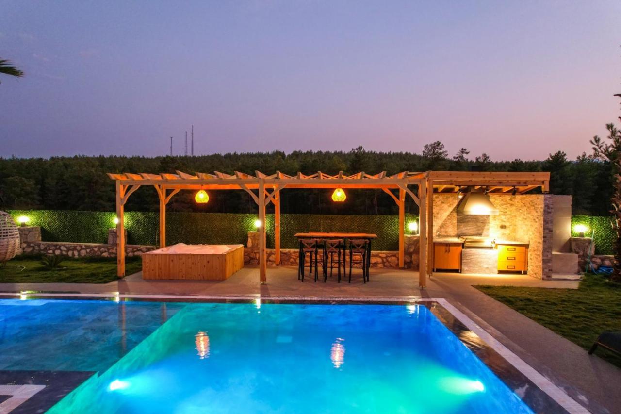 Diamond Villa