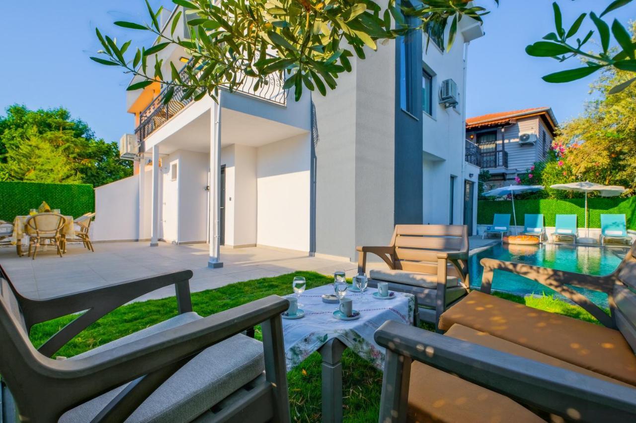 Villa Infinity Ruby
