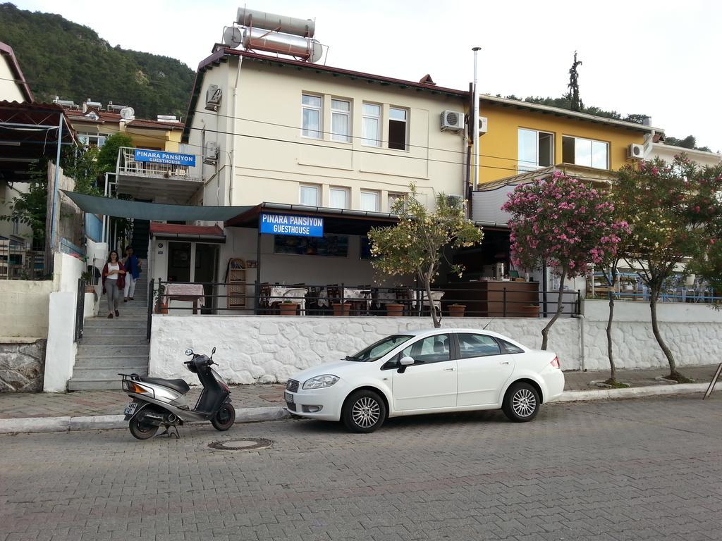 Hostel Pinara & *