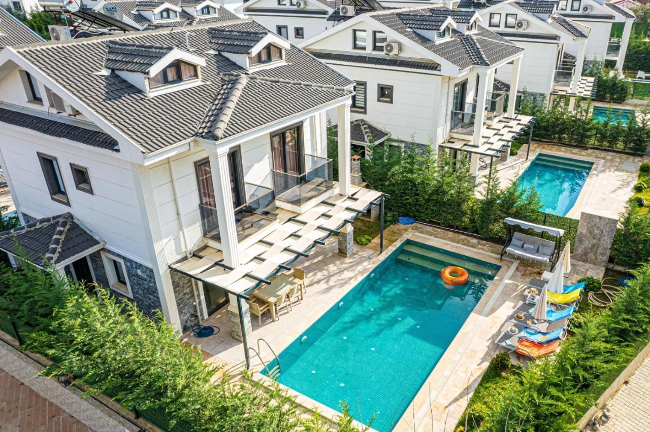 4 Bedroom In Hisaroenue Oeluedeniz- Gold Rose * Fethiye