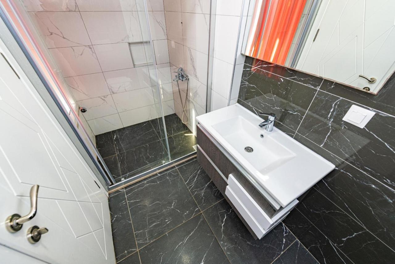 4 Bedroom In Hisaroenue Oeluedeniz- Gold Rose Villa *