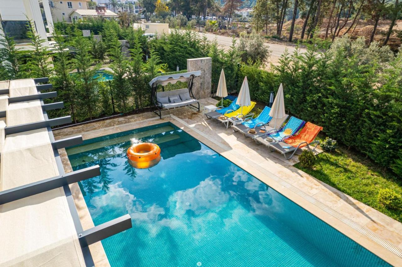 4 Bedroom In Hisaroenue Oeluedeniz- Gold Rose Villa Fethiye