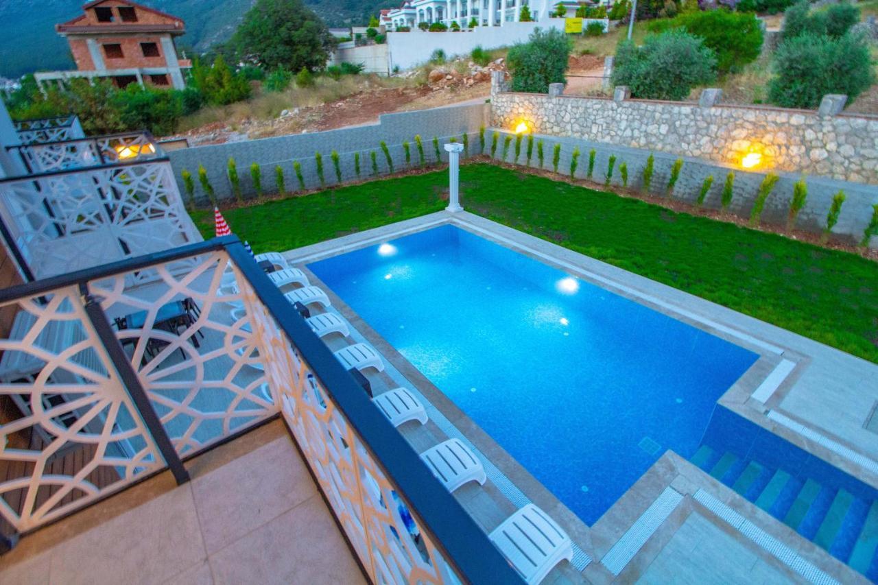 Opal Villa, Oezel Havuzlu, Villa *