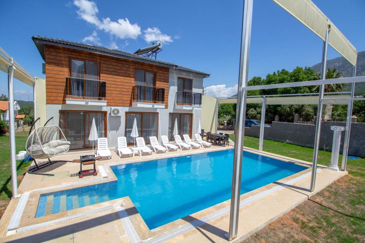 Villa Mina Villa, Oezel Havuzlu, *