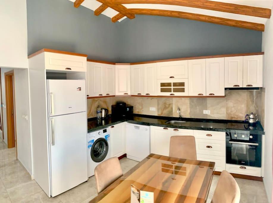 Likya Safir 2+1 Villa, Oezel Havuzlu, Villa *
