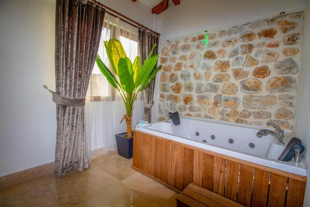 Patara Tiffany 3+1 Villa, Oezel Havuzlu, *