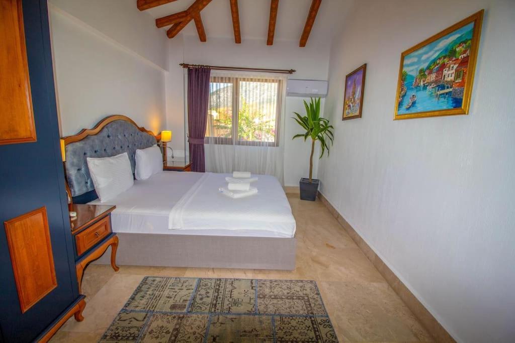 Patara Tiffany 3+1 Villa, Oezel Havuzlu,