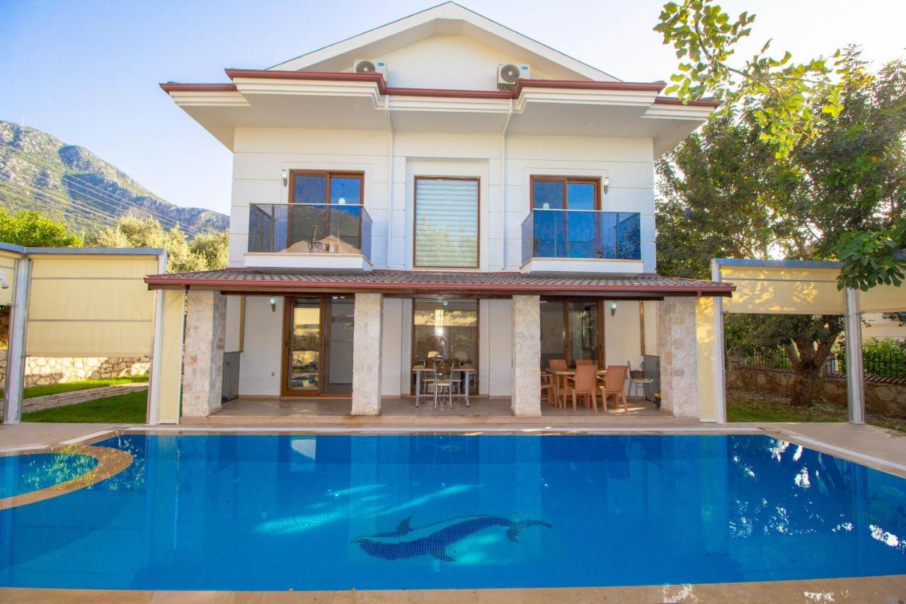 Prestij Letoon 4+1 Villa, Oezel Havuzlu, Villa Fethiye