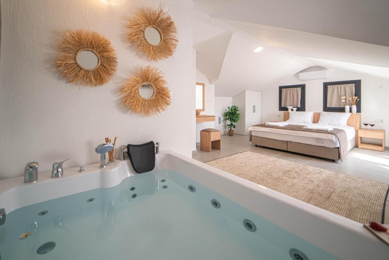 Villa Leona - 5 Bedroom In