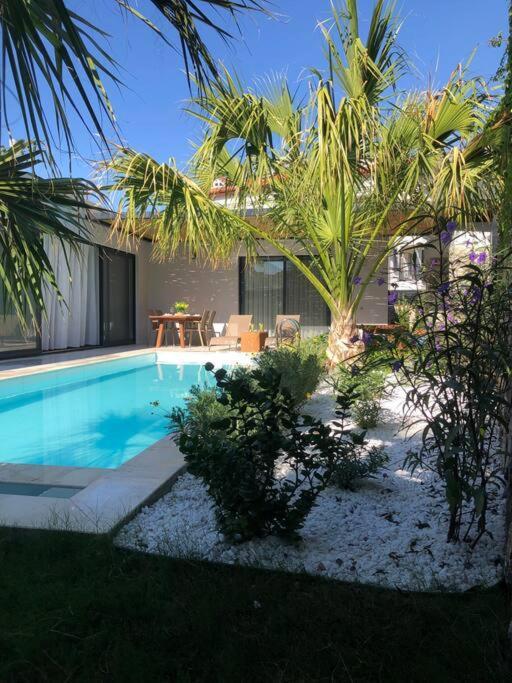 La Vella Villa *