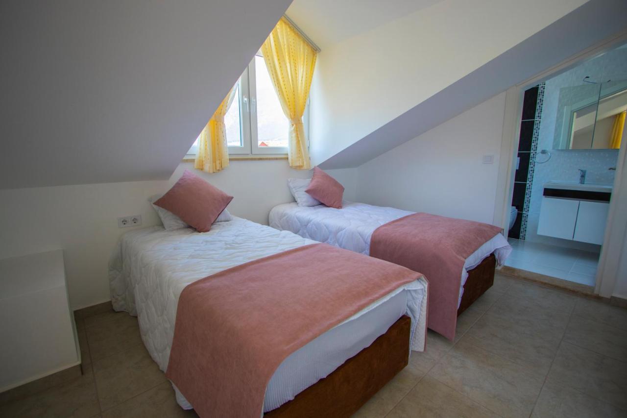 Silver Yunus Villa, Oezel Havuzlu, Villa *
