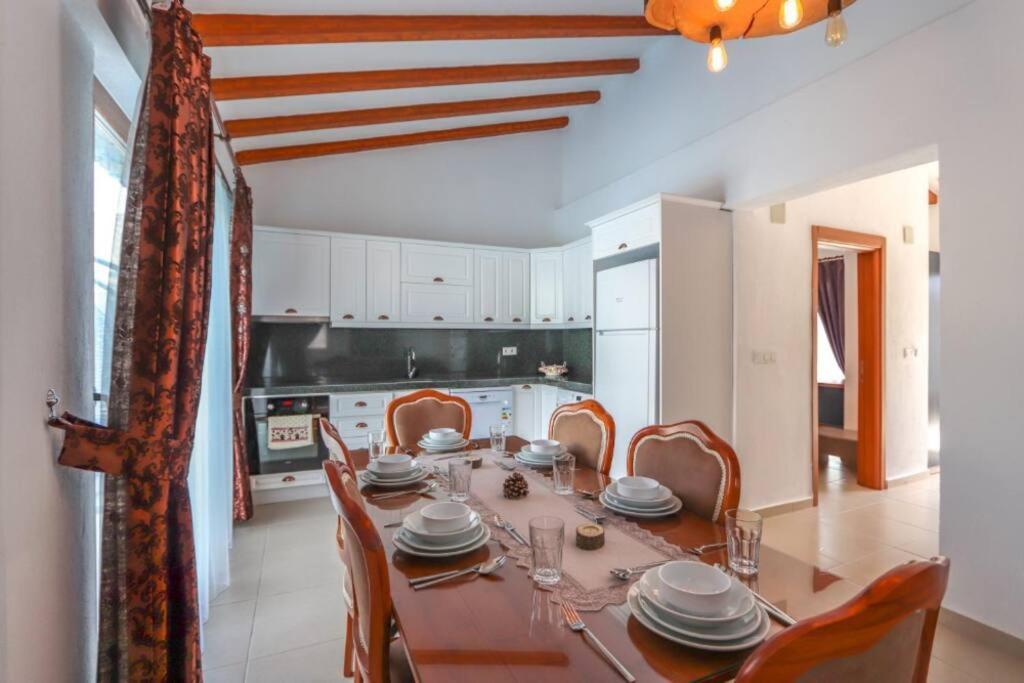 Likya Labis 2+1 Villa, Oezel Havuzlu, Villa Fethiye