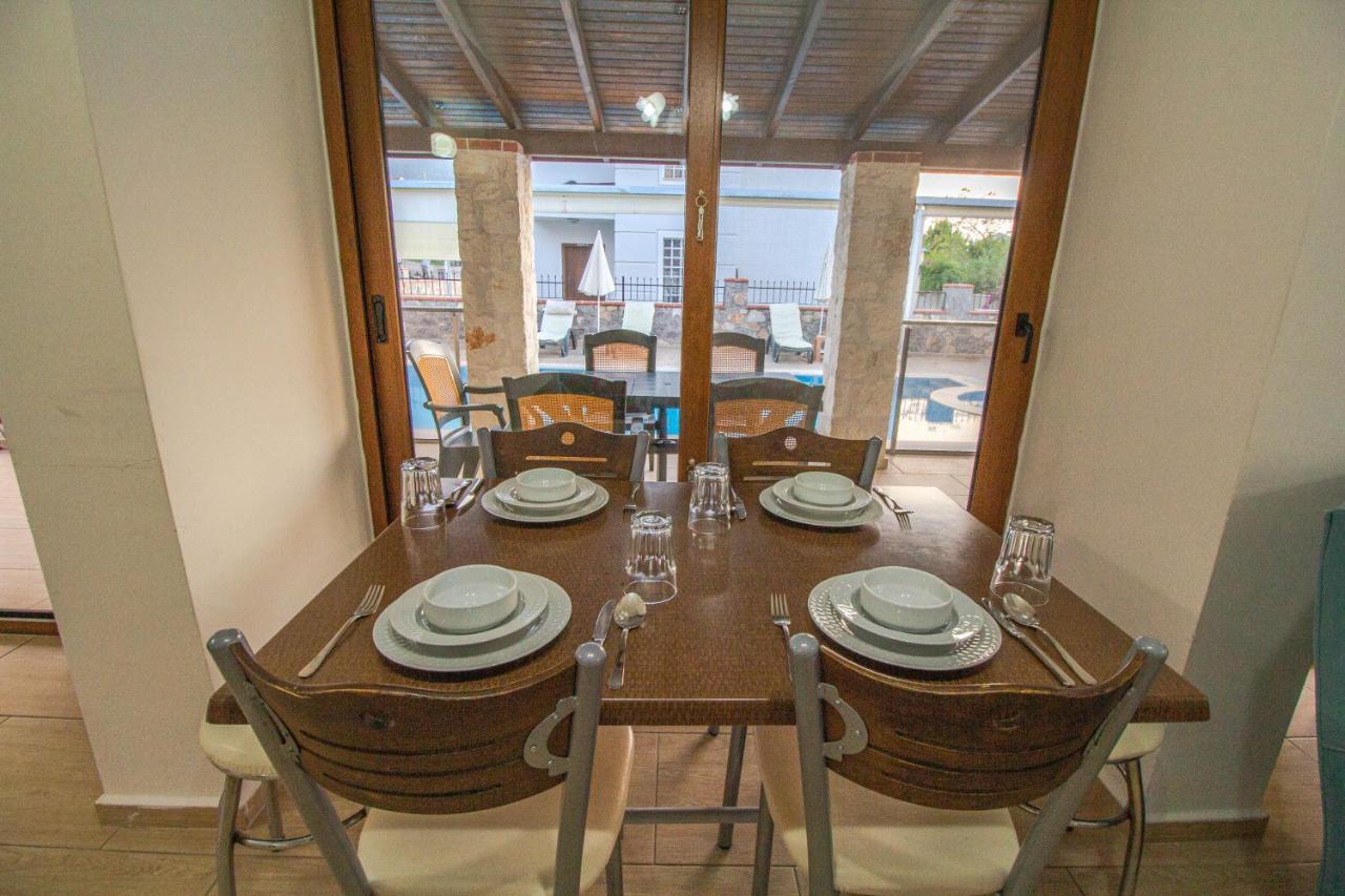 Prestij Makri 4+1 Villa, Oezel Havuzlu, *