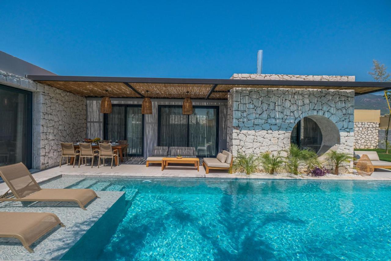 Villa Viohouses - Luxury Private Pool
