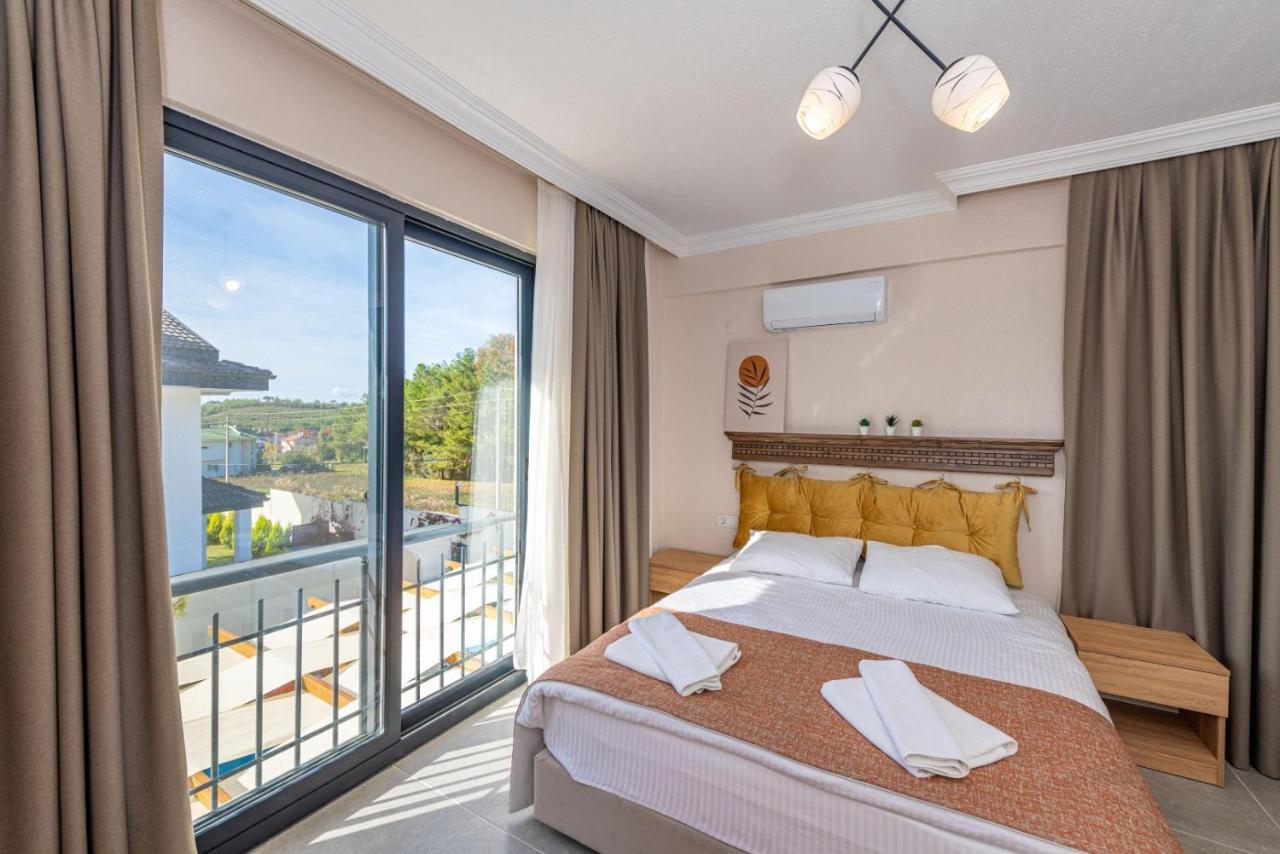 Villa Leona - 5 Bedroom In