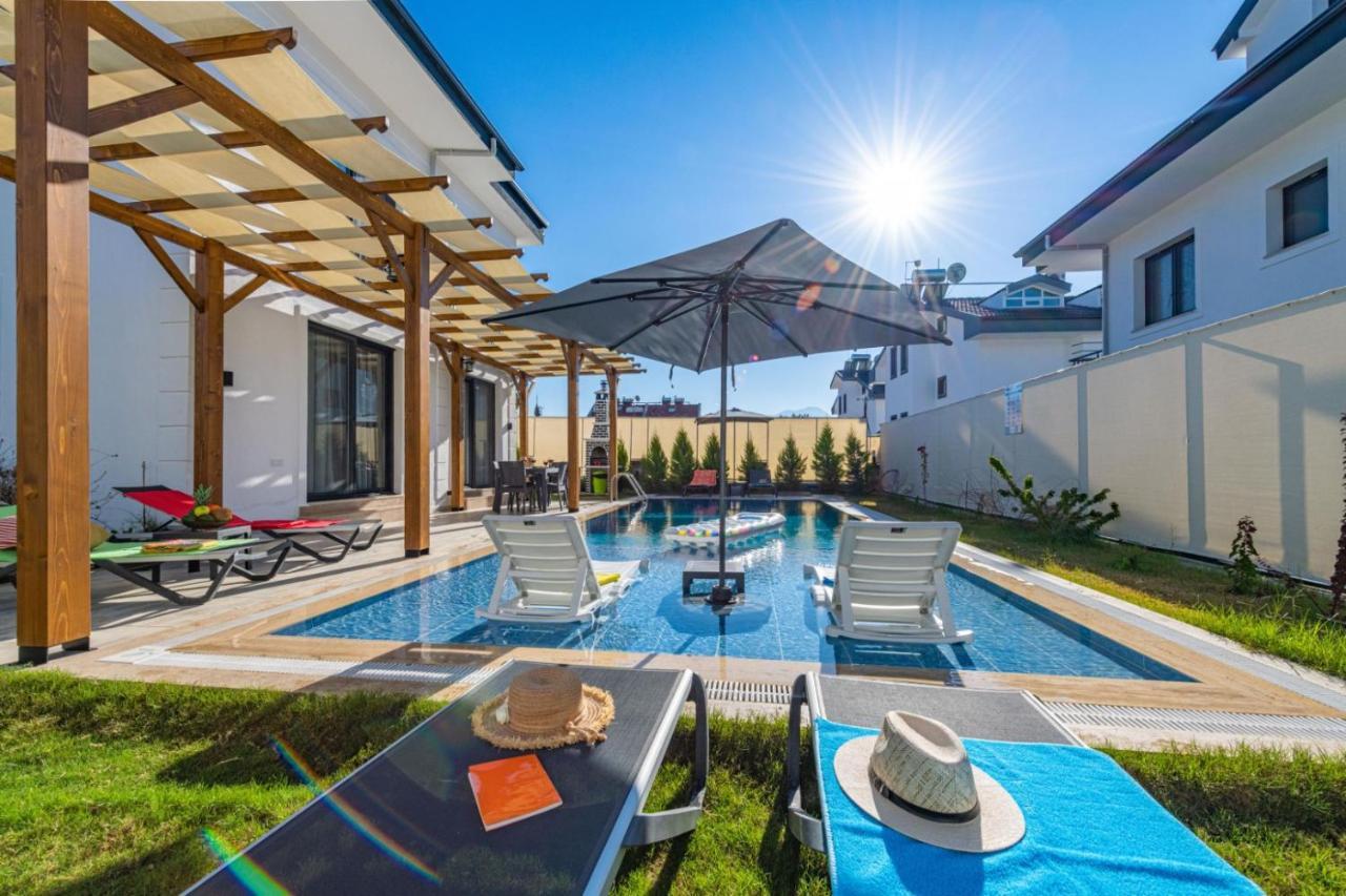 Villa Leona - 5 Bedroom In Fethiye