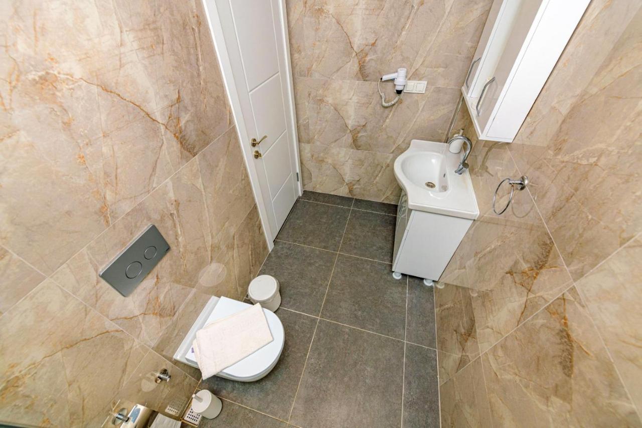 Leona - 5 Bedroom In Villa Fethiye