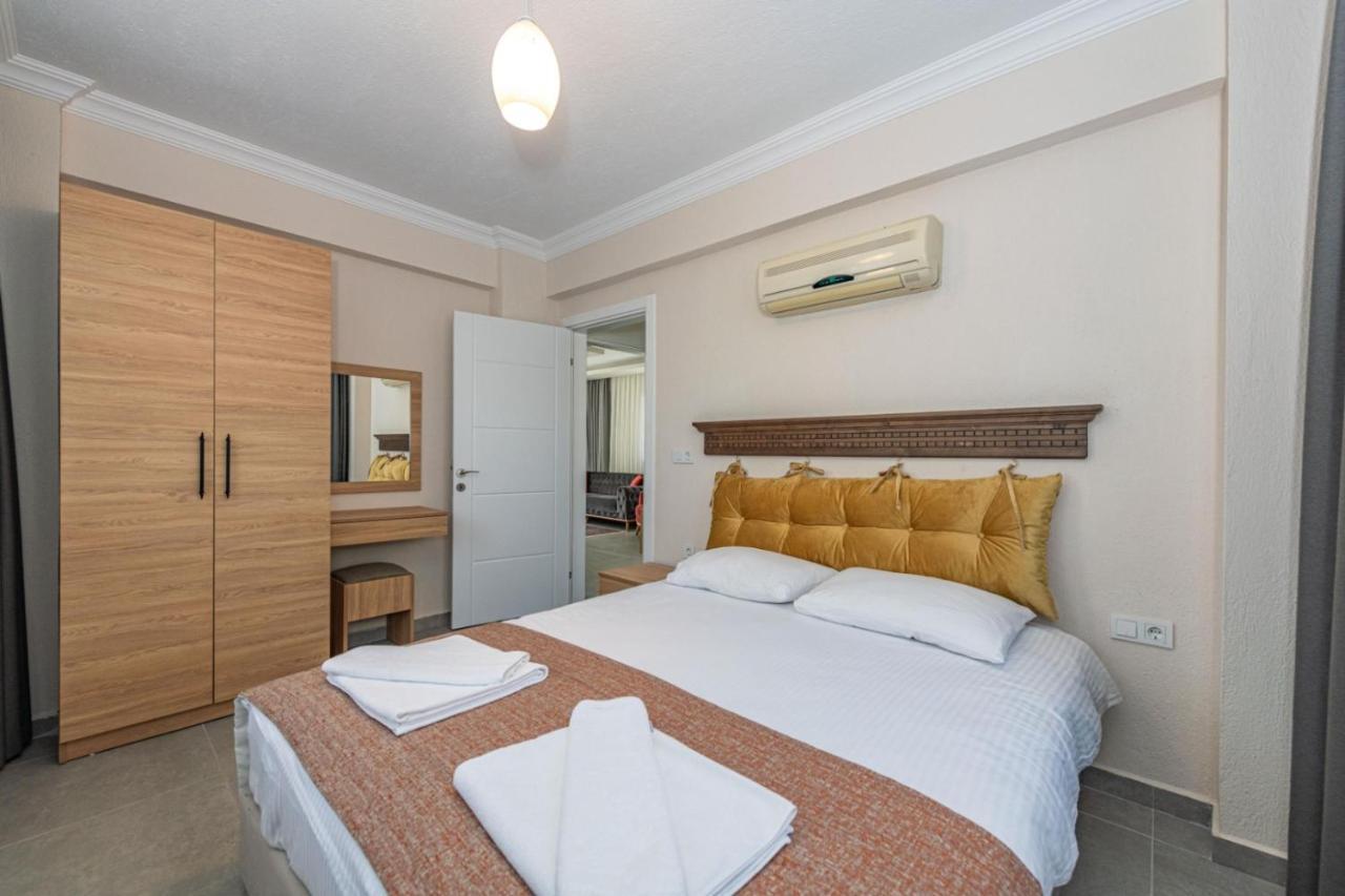 Leona - 5 Bedroom In Fethiye