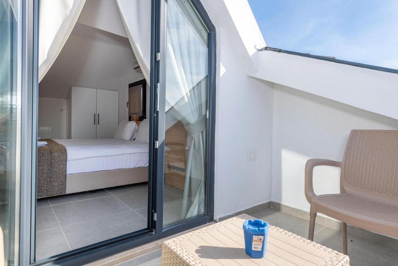 Villa Leona - 5 Bedroom In