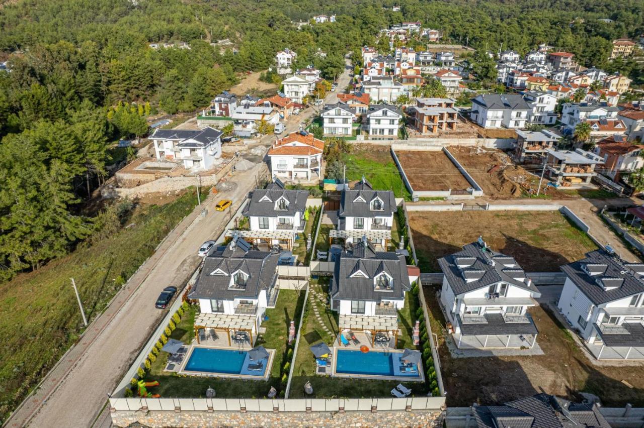 Villa Leona - 5 Bedroom In